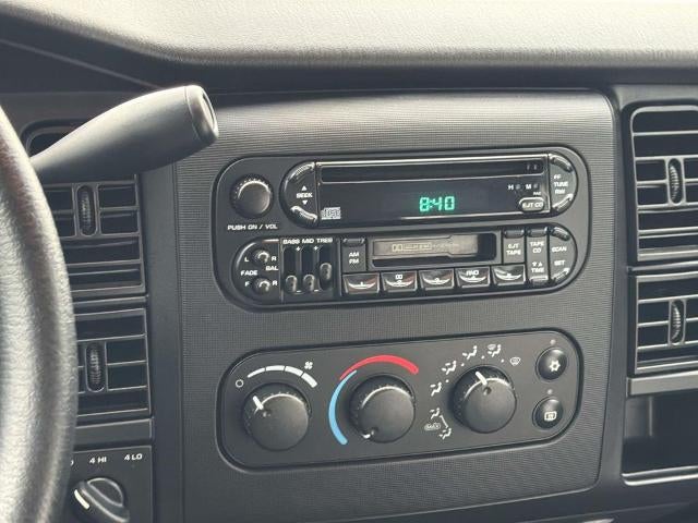 2001 Dodge Dakota Base