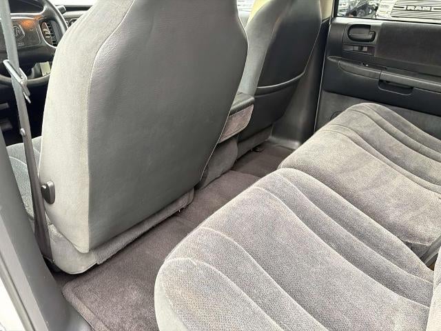 2001 Dodge Dakota Base