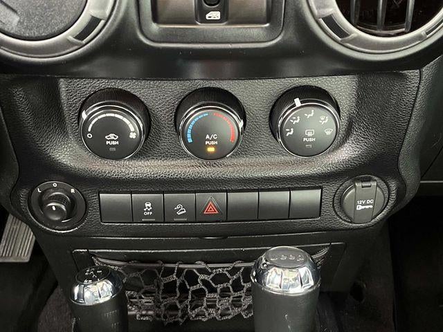 2015 Jeep Wrangler Unlimited 4WD 4dr Sport