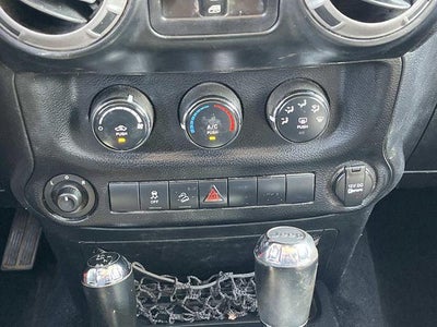 2013 Jeep Wrangler Unlimited 4WD 4dr Freedom Edition *Ltd Avail*