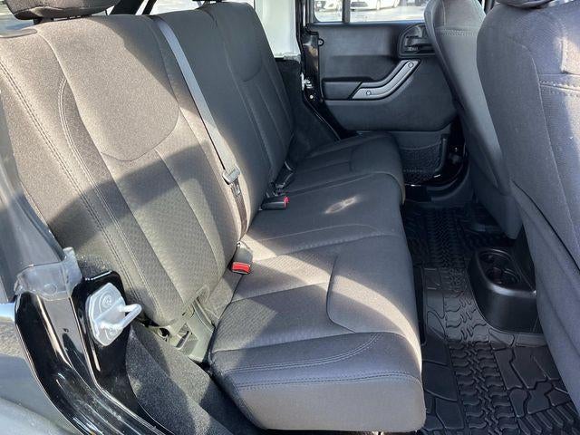 2015 Jeep Wrangler Unlimited 4WD 4dr Sport