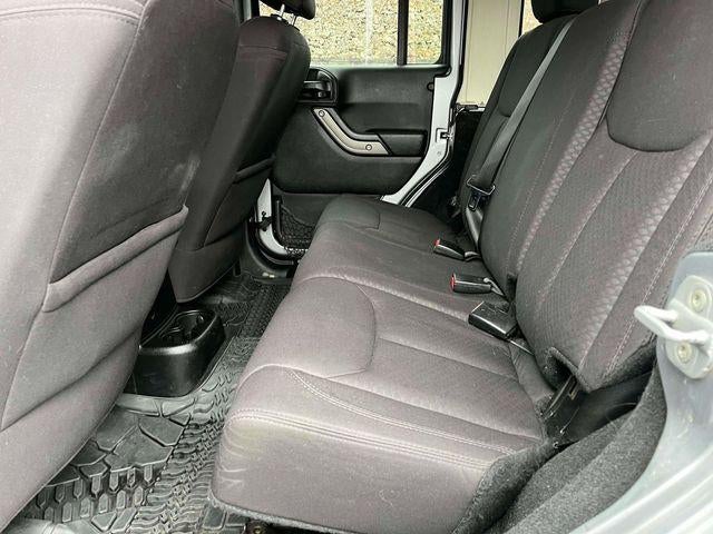 2013 Jeep Wrangler Unlimited 4WD 4dr Freedom Edition *Ltd Avail*