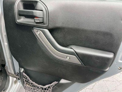 2013 Jeep Wrangler Unlimited 4WD 4dr Freedom Edition *Ltd Avail*