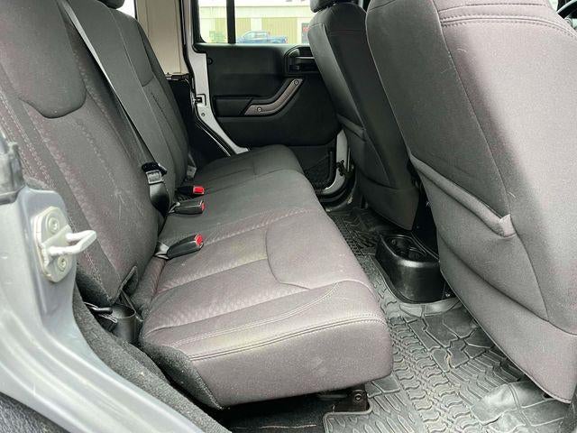 2013 Jeep Wrangler Unlimited 4WD 4dr Freedom Edition *Ltd Avail*