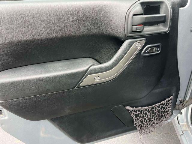 2013 Jeep Wrangler Unlimited 4WD 4dr Freedom Edition *Ltd Avail*