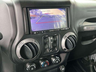 2013 Jeep Wrangler Unlimited 4WD 4dr Freedom Edition *Ltd Avail*