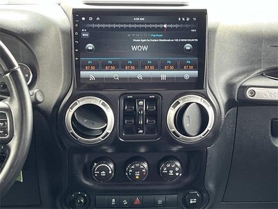 2015 Jeep Wrangler Unlimited 4WD 4dr Sahara