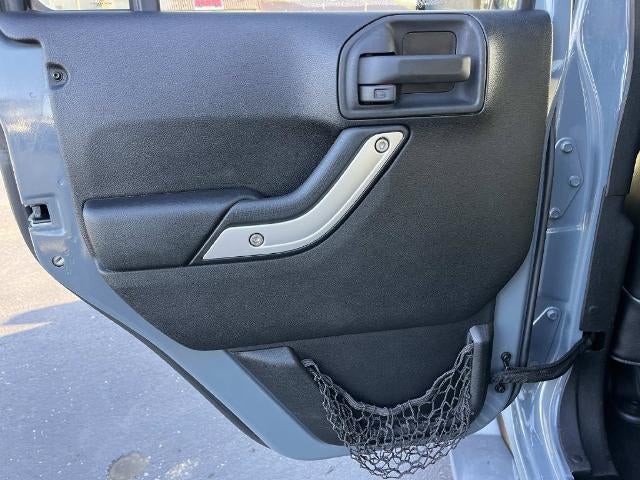 2015 Jeep Wrangler Unlimited 4WD 4dr Sahara