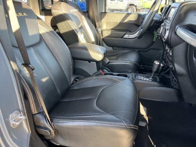 2015 Jeep Wrangler Unlimited 4WD 4dr Sahara