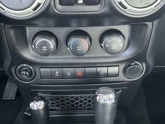 2018 Jeep Wrangler JK Unlimited Sahara 4x4