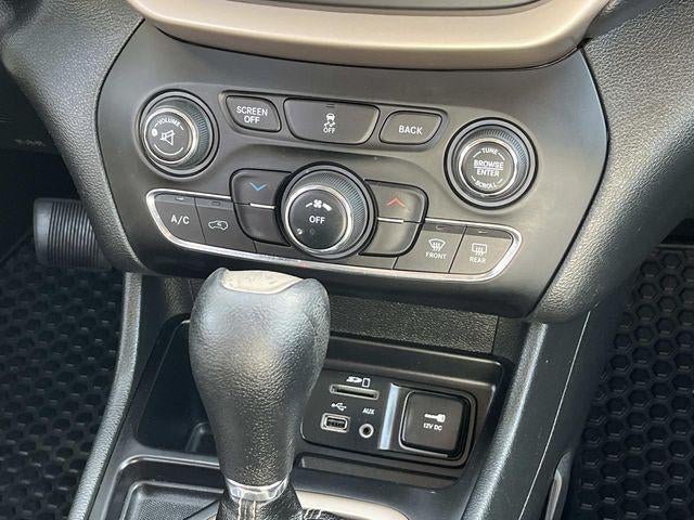 2015 Jeep Cherokee FWD 4dr Latitude