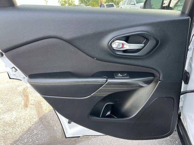 2015 Jeep Cherokee FWD 4dr Latitude