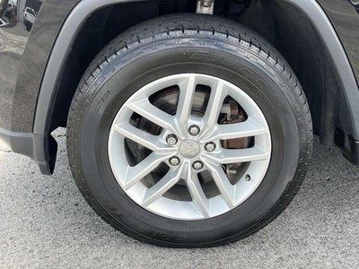 2018 Jeep Grand Cherokee Laredo E 4x2 *Ltd Avail*