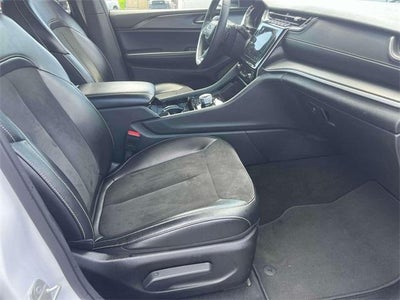 2023 Jeep Grand Cherokee L Altitude 4x4