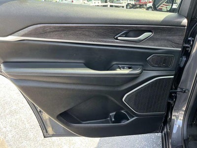 2022 Jeep Grand Cherokee L Limited 4x4