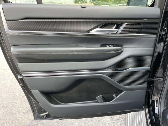 2024 Jeep Grand Wagoneer L Series II 4x4