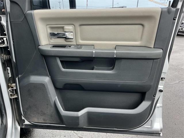 2012 RAM 1500 4WD Crew Cab 5.7 Ft Box Big Horn