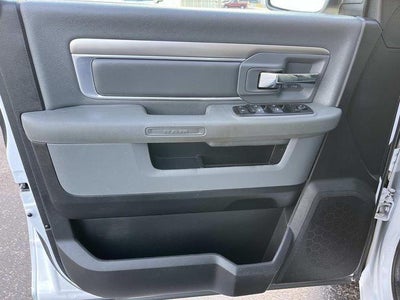 2015 RAM 1500 2WD Quad Cab 6.4 Ft Box SLT