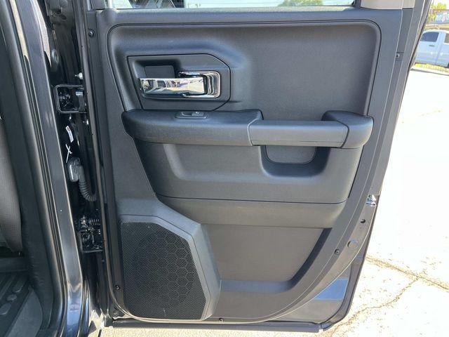 2016 RAM 1500 4WD Quad Cab 6.4 Ft Box Laramie