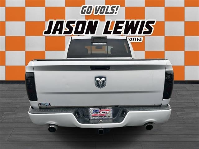 2013 RAM 1500 4WD Crew Cab 5.7 Ft Box Express