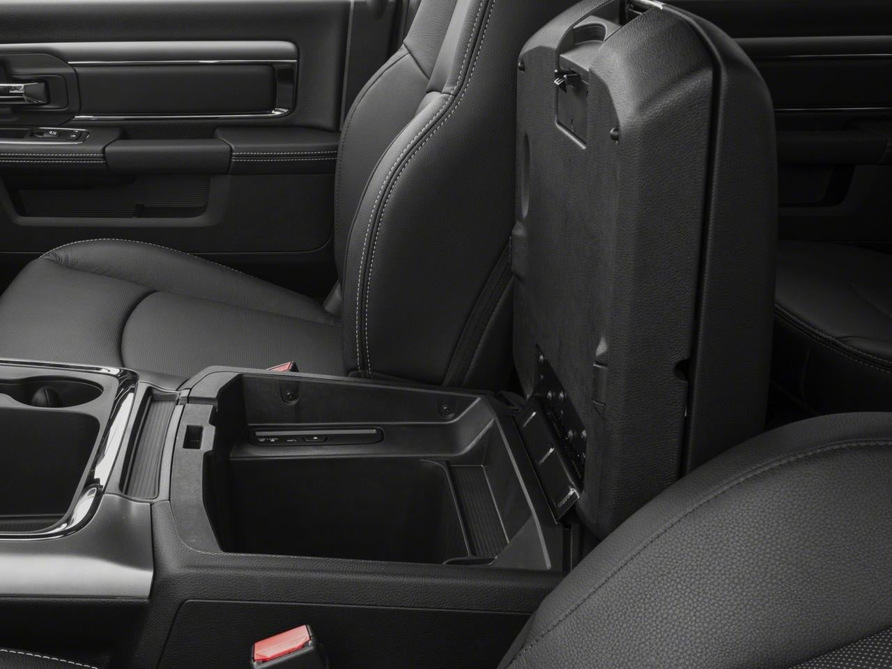 2017 RAM 1500 Sport 4x4 Crew Cab 5'7" Box