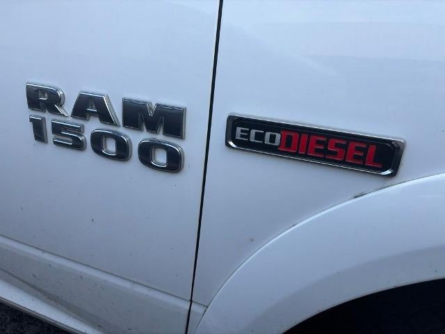 2017 RAM 1500 Laramie 4x4 Crew Cab 5'7" Box