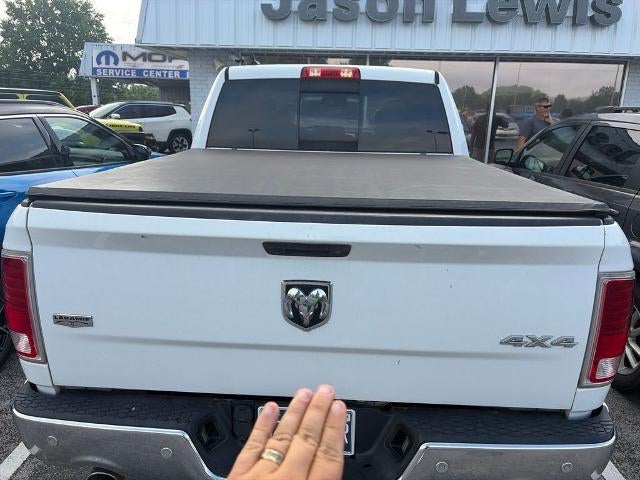 2017 RAM 1500 Laramie 4x4 Crew Cab 5'7" Box