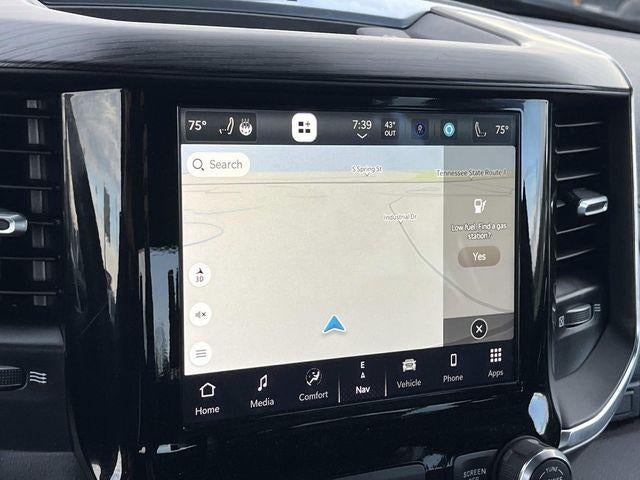 2024 RAM 1500 Laramie 4x2 Crew Cab 5'7" Box