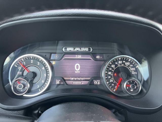 2024 RAM 1500 Laramie 4x2 Crew Cab 5'7" Box