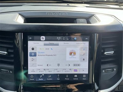 2022 RAM 1500 Big Horn 4x4 Quad Cab 6'4" Box