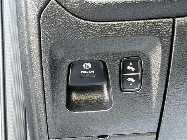 2022 RAM 1500 Big Horn 4x4 Quad Cab 6'4" Box