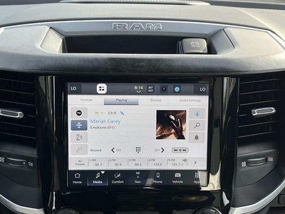 2022 RAM 1500 Big Horn 4x4 Crew Cab 5'7" Box