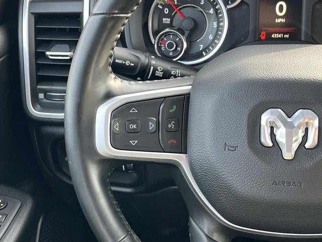 2022 RAM 1500 Big Horn 4x4 Crew Cab 5'7" Box