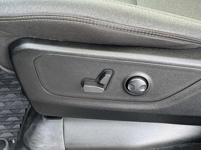 2022 RAM 1500 Big Horn 4x4 Crew Cab 5'7" Box