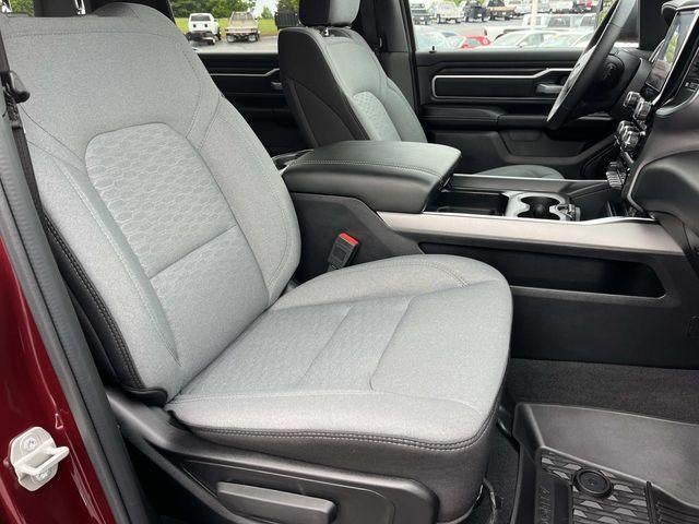 2025 RAM 1500 Big Horn 4x4 Crew Cab 5'7" Box