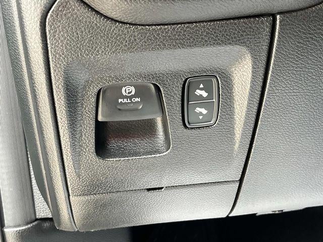 2025 RAM 1500 Big Horn 4x4 Crew Cab 5'7" Box