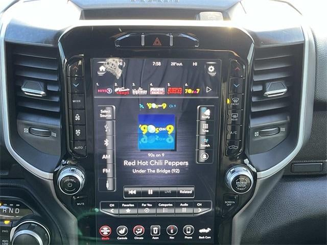 2021 RAM 1500 Big Horn 4x4 Crew Cab 5'7" Box