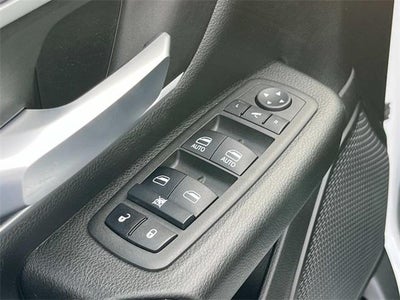 2022 RAM 1500 Big Horn 4x4 Crew Cab 5'7" Box