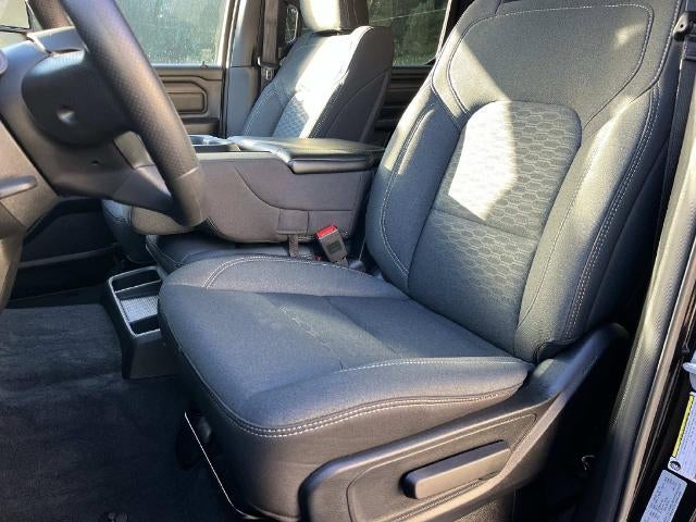 2026 RAM 1500 Tradesman 4x4 Crew Cab 5'7" Box