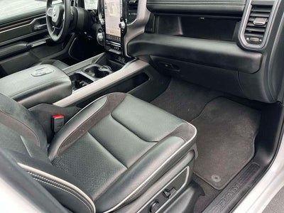 2025 RAM 1500 Laramie 4x4 Crew Cab 5'7" Box