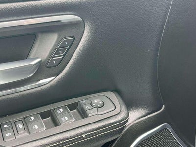 2025 RAM 1500 Laramie 4x4 Crew Cab 5'7" Box