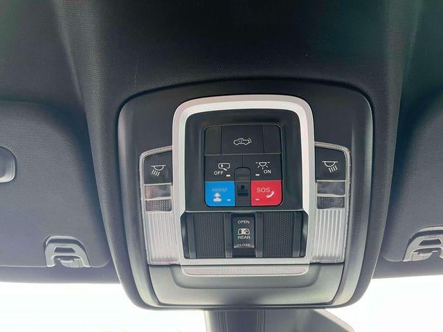 2025 RAM 1500 Laramie 4x4 Crew Cab 5'7" Box