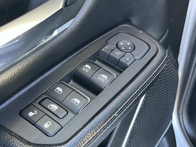 2025 RAM 1500 Laramie 4x4 Crew Cab 5'7" Box