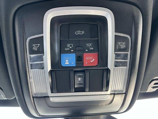 2025 RAM 1500 Laramie 4x4 Crew Cab 5'7" Box