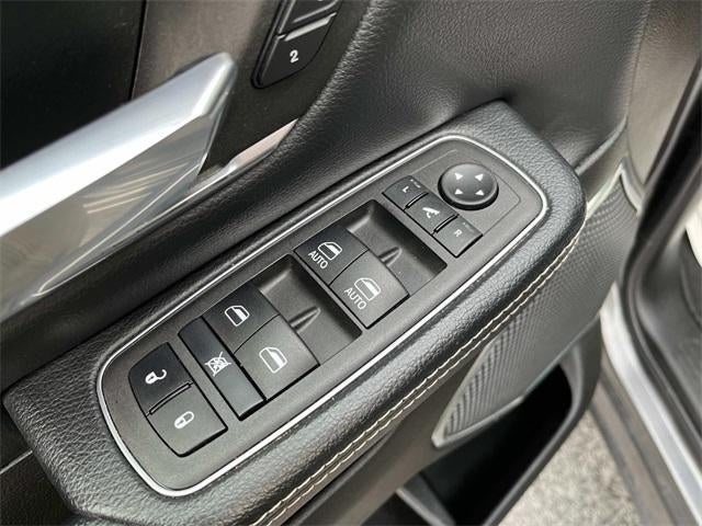 2024 RAM 1500 Laramie 4x4 Crew Cab 5'7" Box