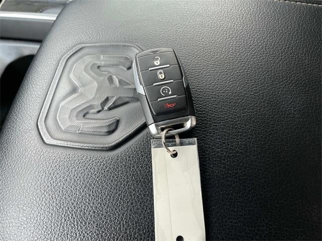 2024 RAM 1500 Laramie 4x4 Crew Cab 5'7" Box