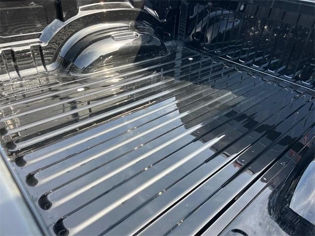 2023 RAM 1500 Laramie 4x4 Crew Cab 5'7" Box