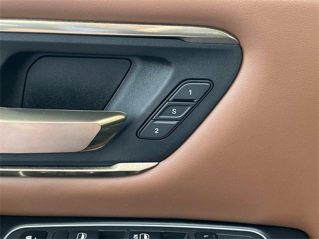 2023 RAM 1500 Longhorn 4x4 Crew Cab 5'7" Box