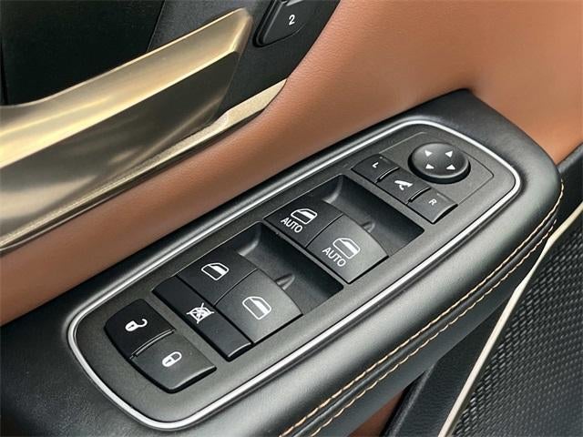 2023 RAM 1500 Longhorn 4x4 Crew Cab 5'7" Box