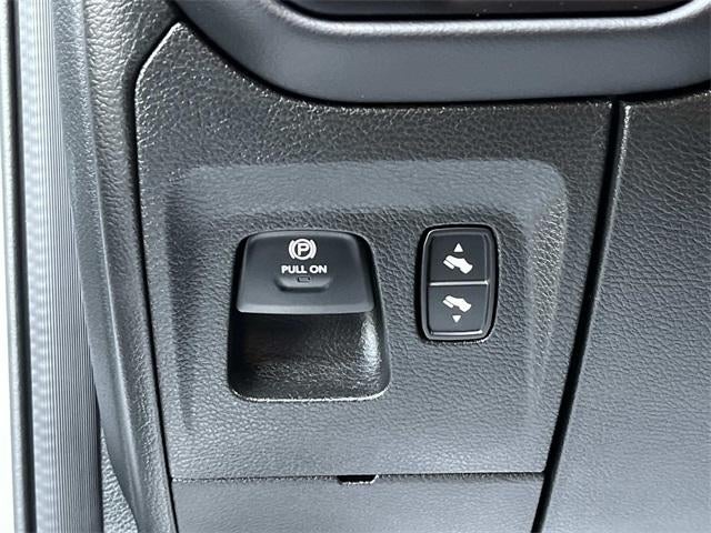 2023 RAM 1500 Longhorn 4x4 Crew Cab 5'7" Box